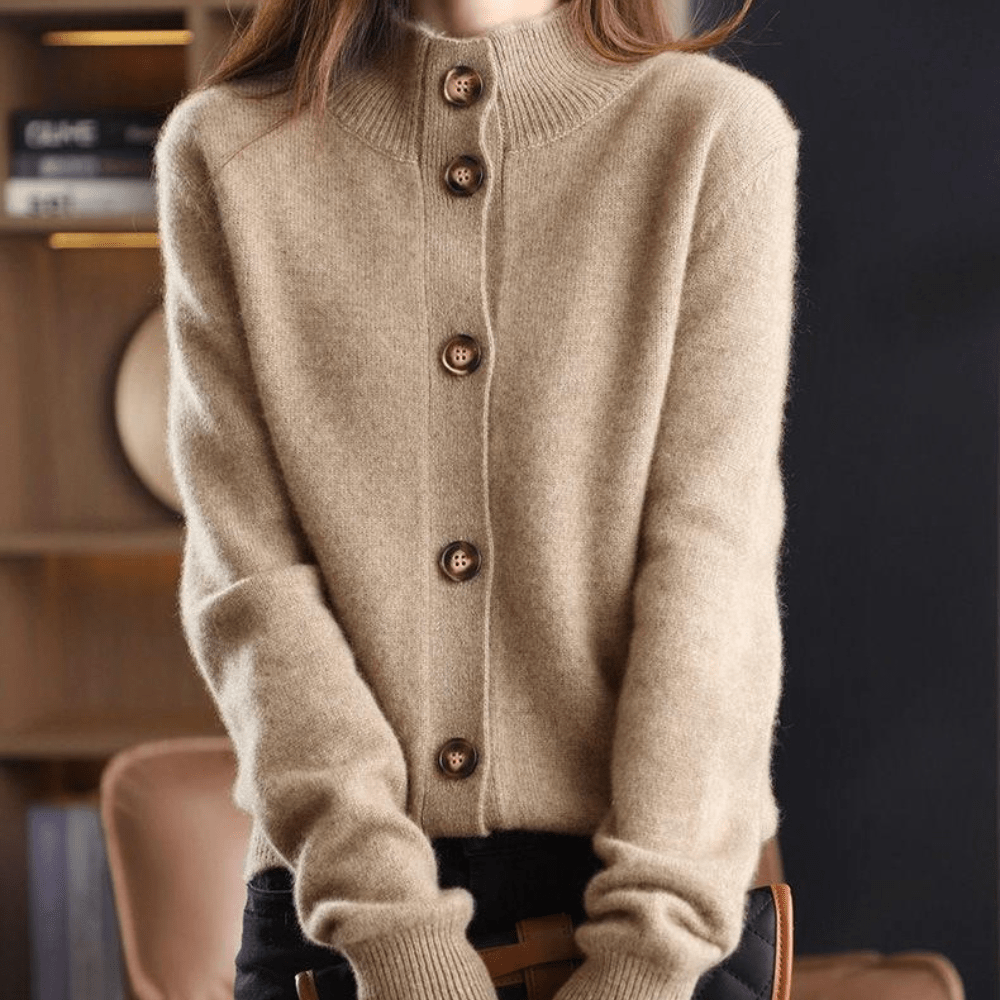 Sellia | Simple Stylish Cardigan