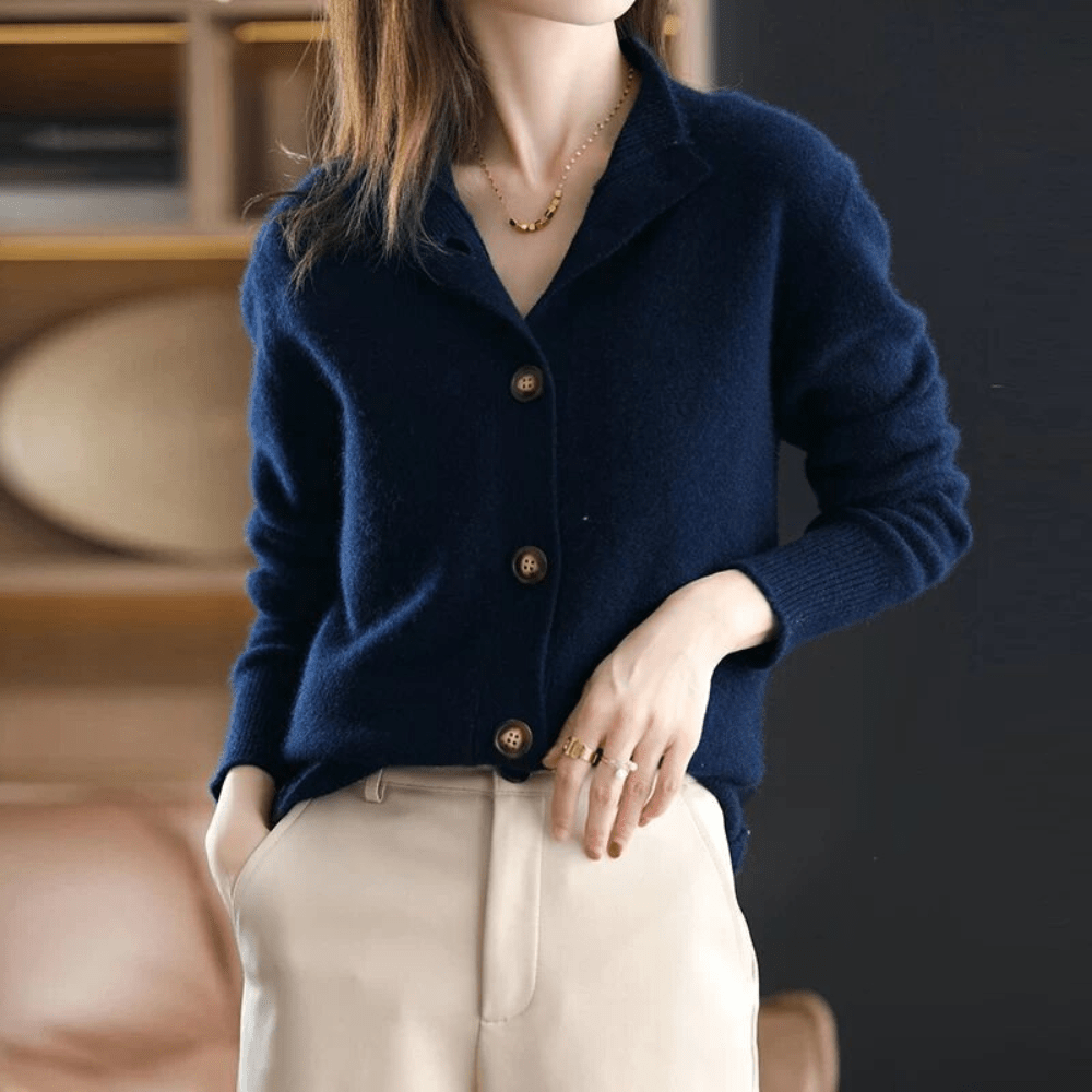 Sellia | Simple Stylish Cardigan